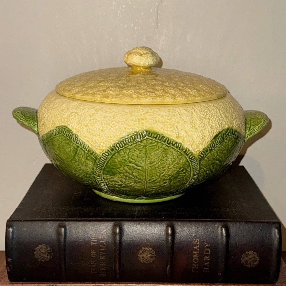 Vintage Cauliflower Ceramic Soup Tureen Cauliflora by JSC Bohemian Cottage
